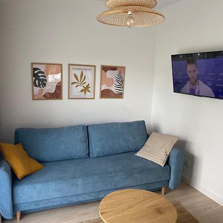 Metro Szwedzka Apartament Orange Warszawa Exteriör bild