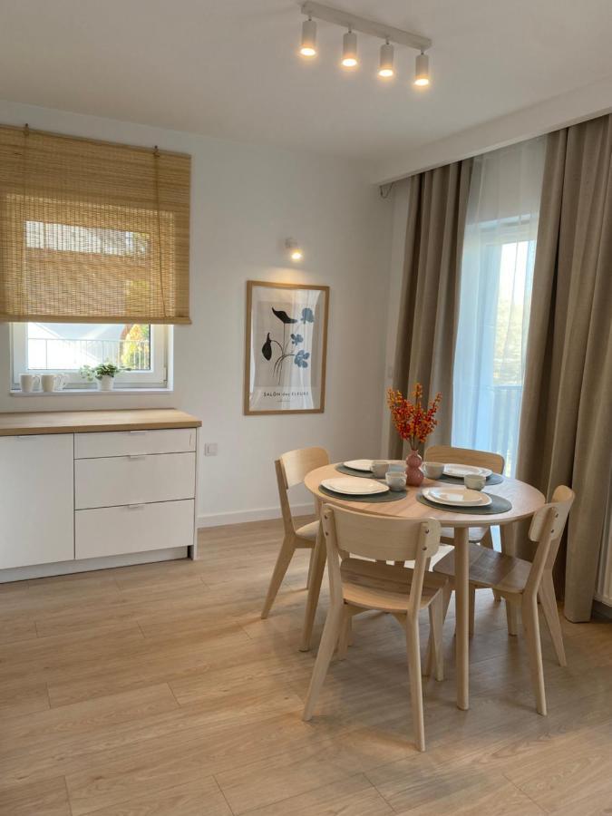 Metro Szwedzka Apartament Orange Warszawa Exteriör bild